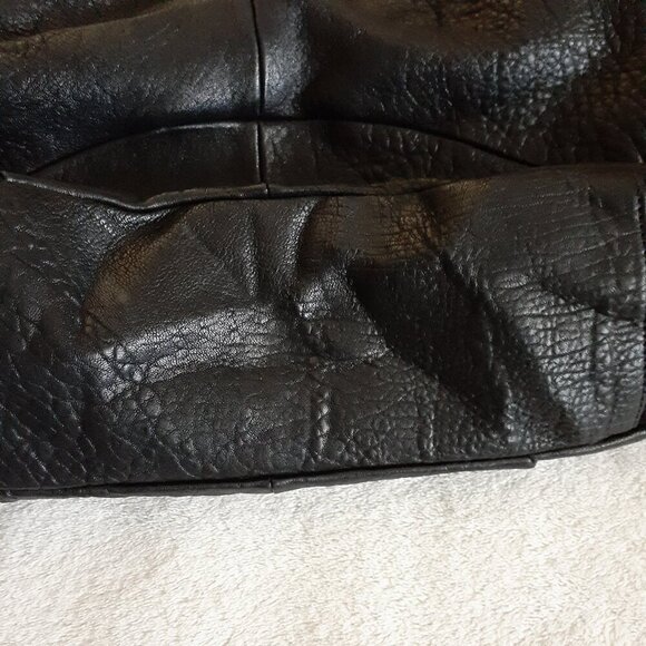 Halston Heritage Women's Black Pebbled Leather Metal Hinge Monogram Hobo Purse - Picture 6 of 15